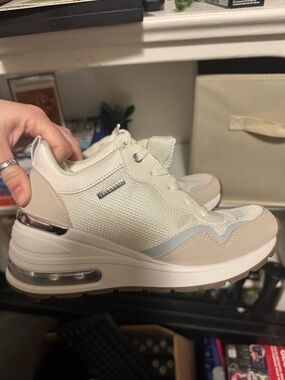 Skechers Women's Neutral Beige and White Air-Cushioned Fashion Sneaker